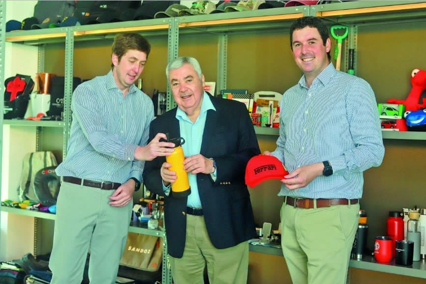 Ricardo Lessmann y sus hijos — Nova Group